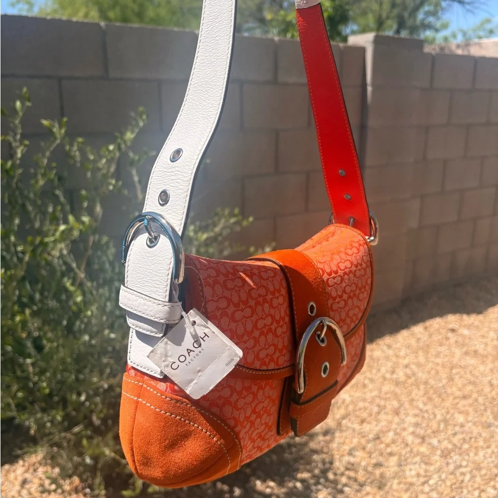 NWT Vintage Coach Orange Women's Bag - Picture 8 of 8